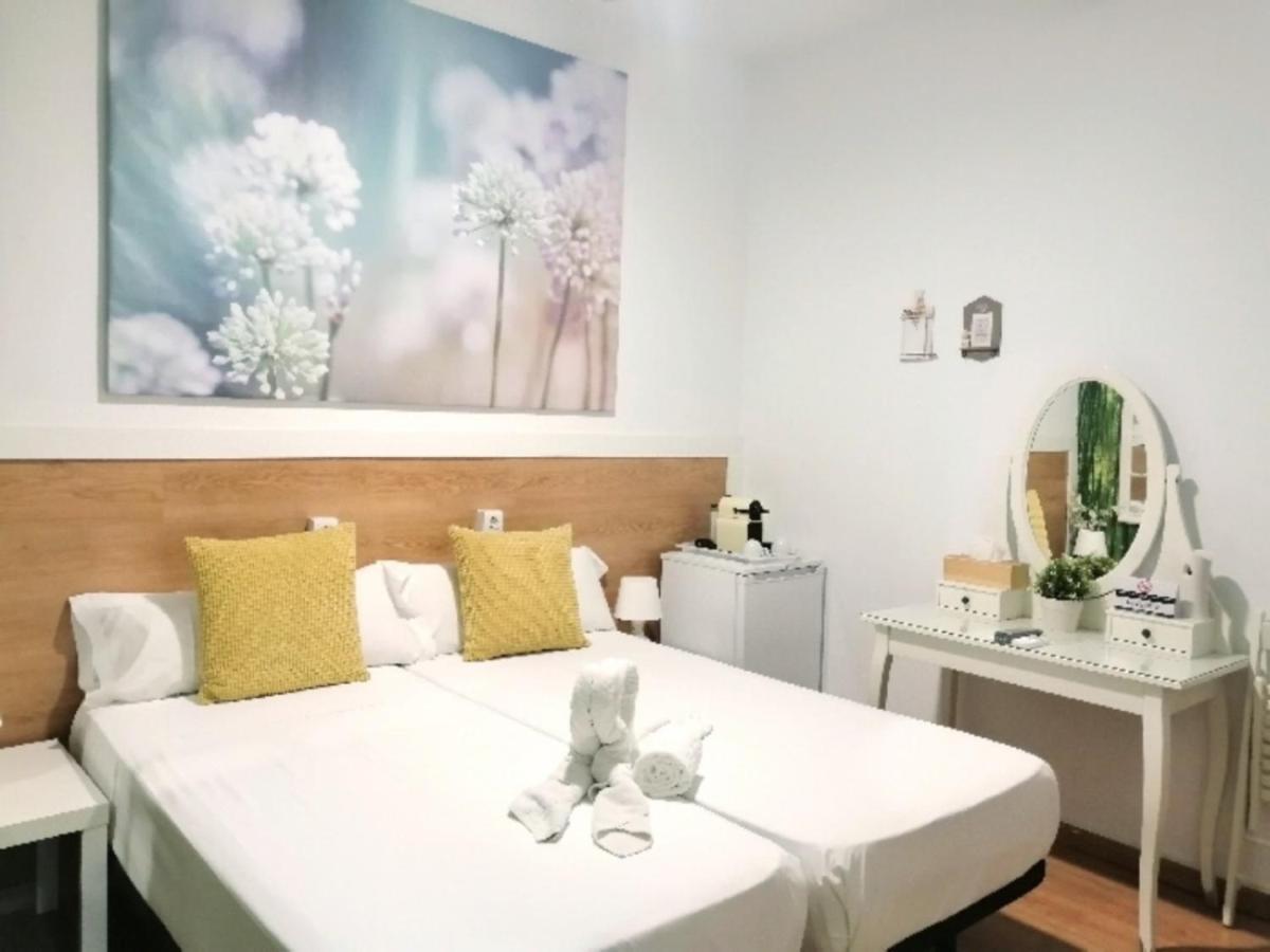 Valencia Suits You Centro Historico, Establecimiento Automatizado-Fast Auto Check In&Out, Solo Para Adultos-Adults Only Ngoại thất bức ảnh