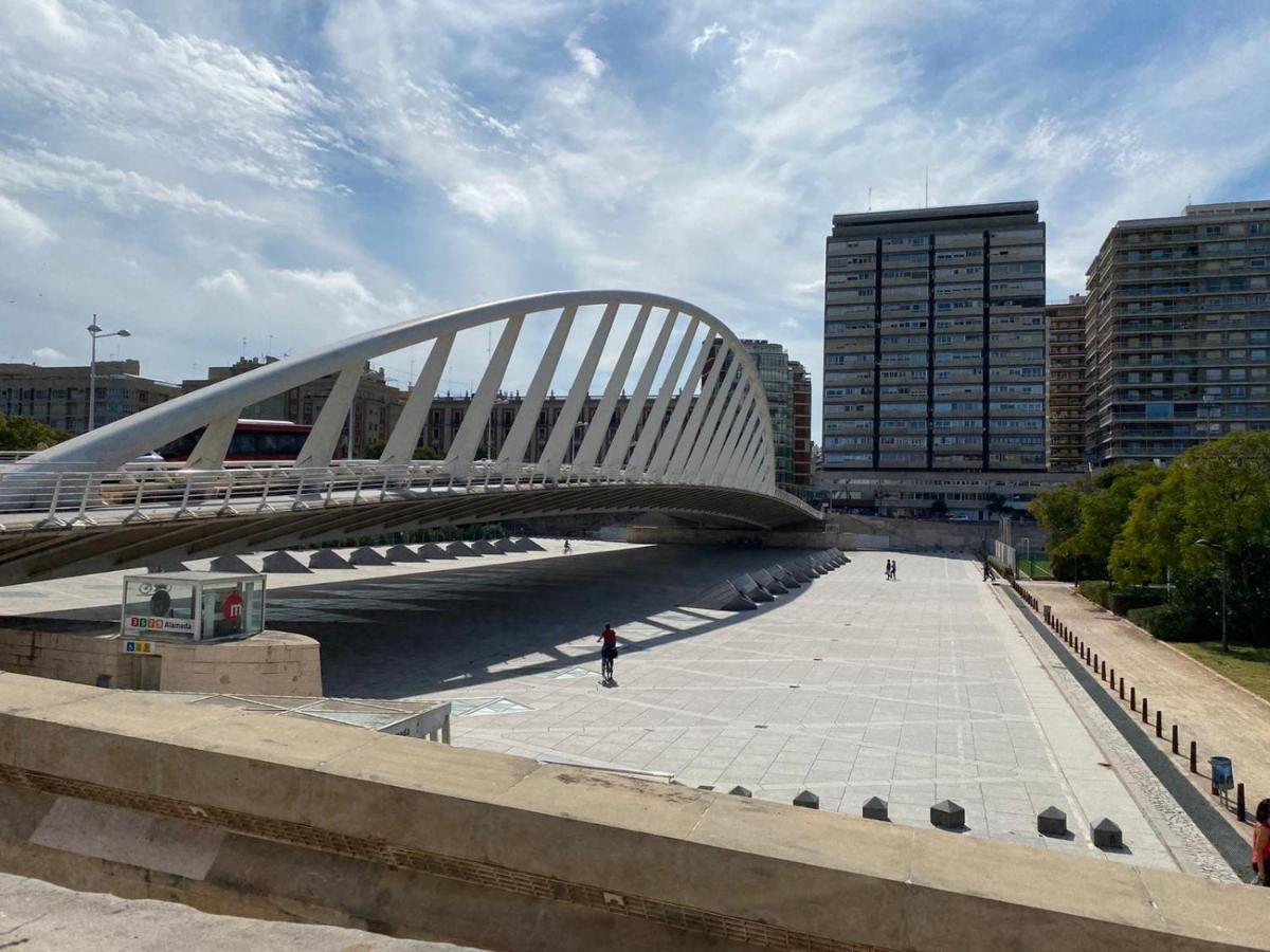 Valencia Suits You Centro Historico, Establecimiento Automatizado-Fast Auto Check In&Out, Solo Para Adultos-Adults Only Ngoại thất bức ảnh